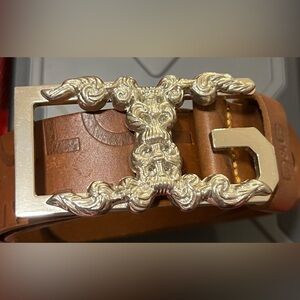 EUC Dolce & Gabbana Leather Belt! Can be Unisex!